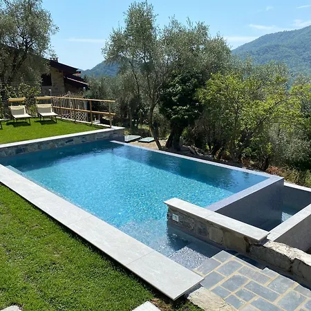 Exclusive Romantic Escape Between Cinque Terre And Portofino, Offering Complete Privacy And A Private Infinity Pool
