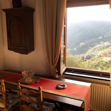 Exclusive Romantic Escape Between Cinque Terre And Portofino, Offering Complete Privacy And A Private Infinity Pool Вилла